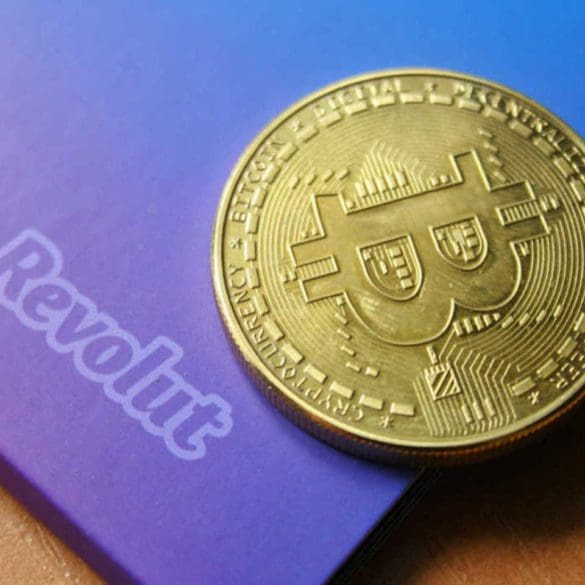 revolut logo and bitcoin